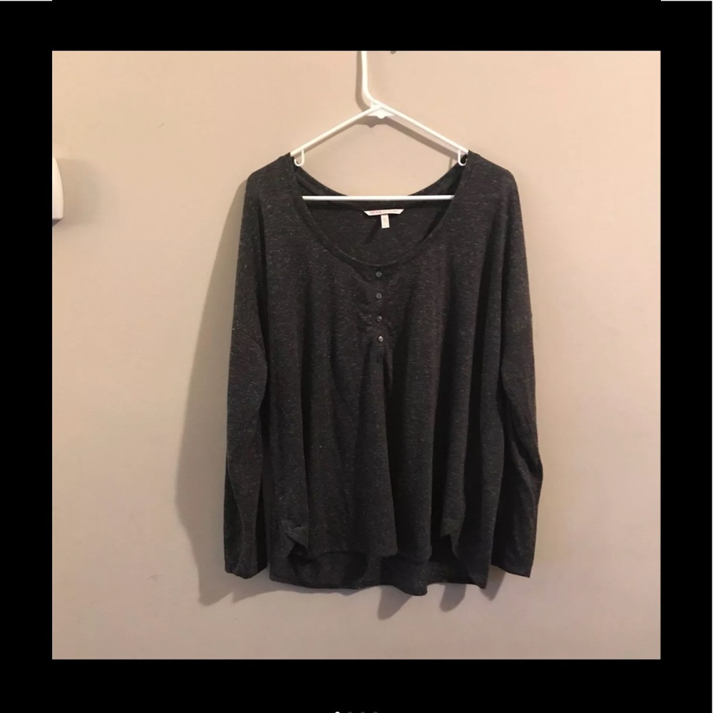 Victoria’s Secret sleep wear set